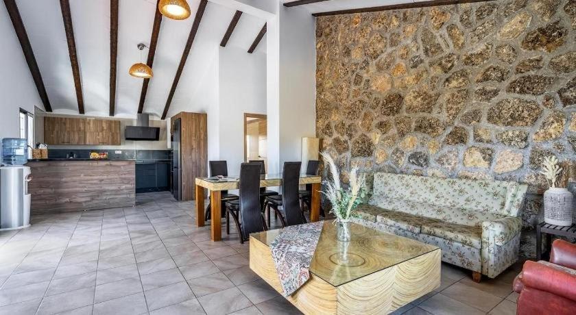 Casa Rural La Choza De Mindo Гранада Экстерьер фото